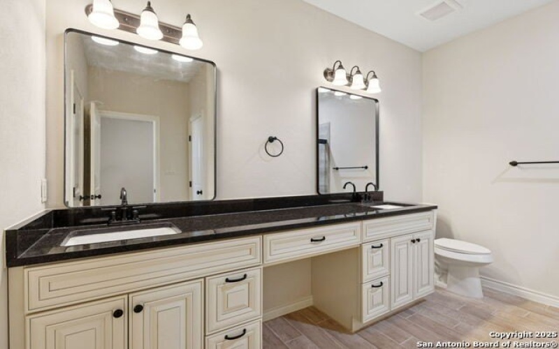 319 Club View E, Seguin, TX 78155, 3 Bedrooms Bedrooms, ,2 BathroomsBathrooms,Residential,For Sale,319 Club View E,0,1913711