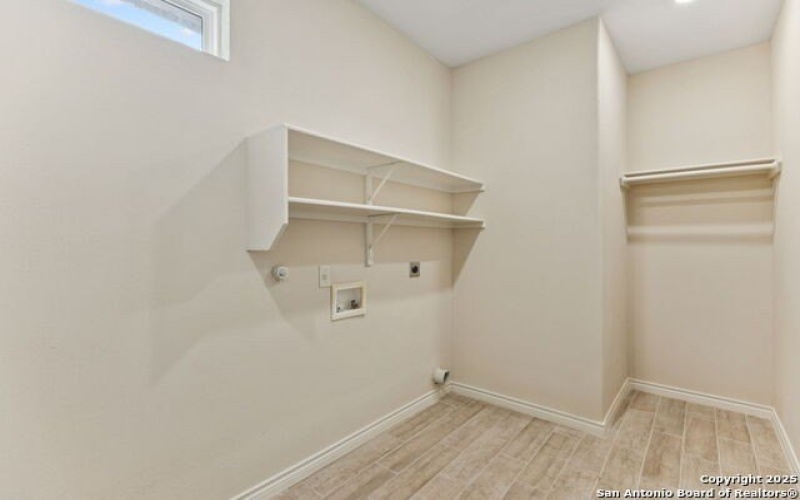 319 Club View E, Seguin, TX 78155, 3 Bedrooms Bedrooms, ,2 BathroomsBathrooms,Residential,For Sale,319 Club View E,0,1913711