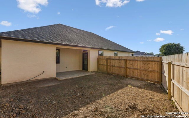 319 Club View E, Seguin, TX 78155, 3 Bedrooms Bedrooms, ,2 BathroomsBathrooms,Residential,For Sale,319 Club View E,0,1913711