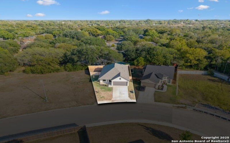 319 Club View E, Seguin, TX 78155, 3 Bedrooms Bedrooms, ,2 BathroomsBathrooms,Residential,For Sale,319 Club View E,0,1913711