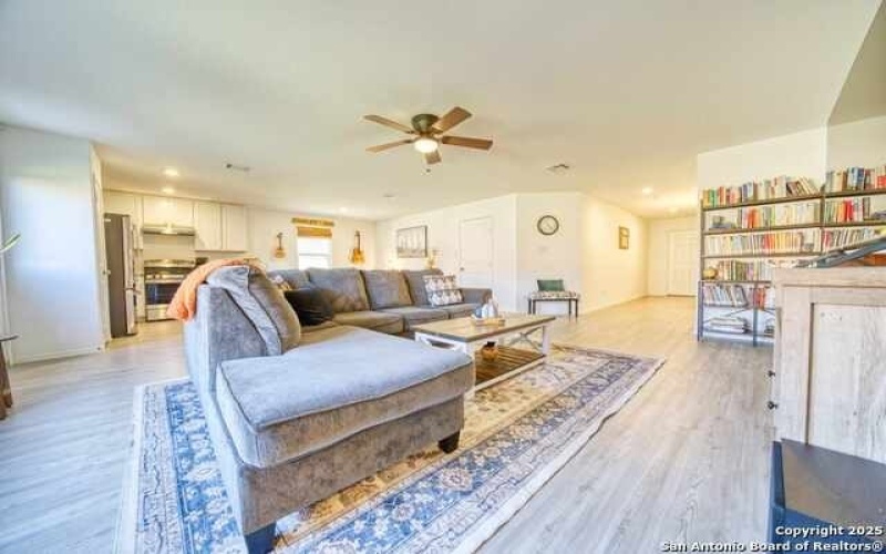 8919 Cosmo Cove, San Antonio, TX 78252, 4 Bedrooms Bedrooms, ,2 BathroomsBathrooms,Residential,For Sale,8919 Cosmo Cove,0,1913815