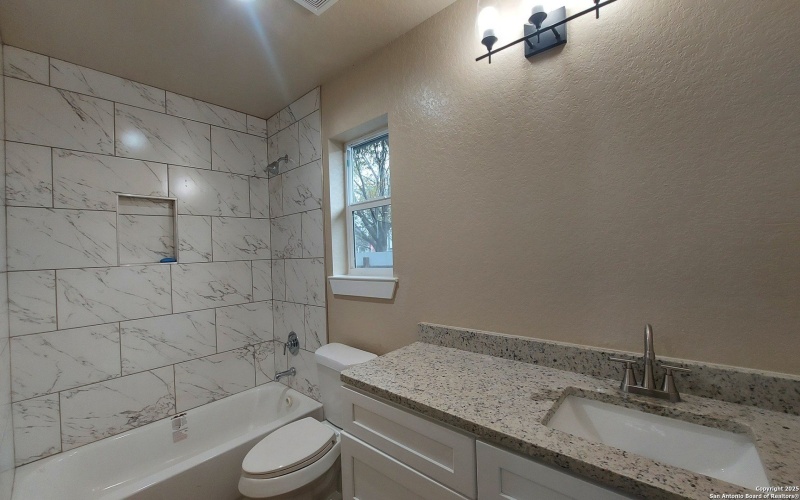 1166 Fitch, San Antonio, TX 78211, 3 Habitaciones Habitaciones , ,2 BañosBaños,Residential,En Venta,1166 Fitch,0,1913866