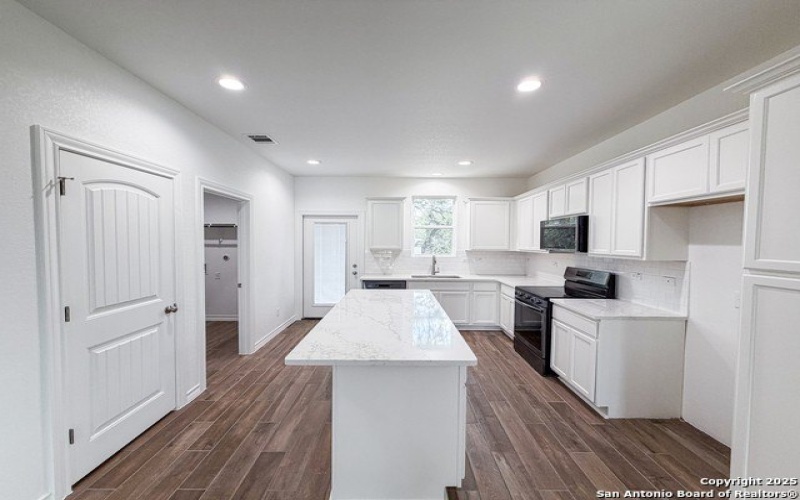 770 Buck Run Pass, Canyon Lake, TX 78133, 3 Habitaciones Habitaciones , ,2 BañosBaños,Residential,En Venta,770 Buck Run Pass,0,1913924