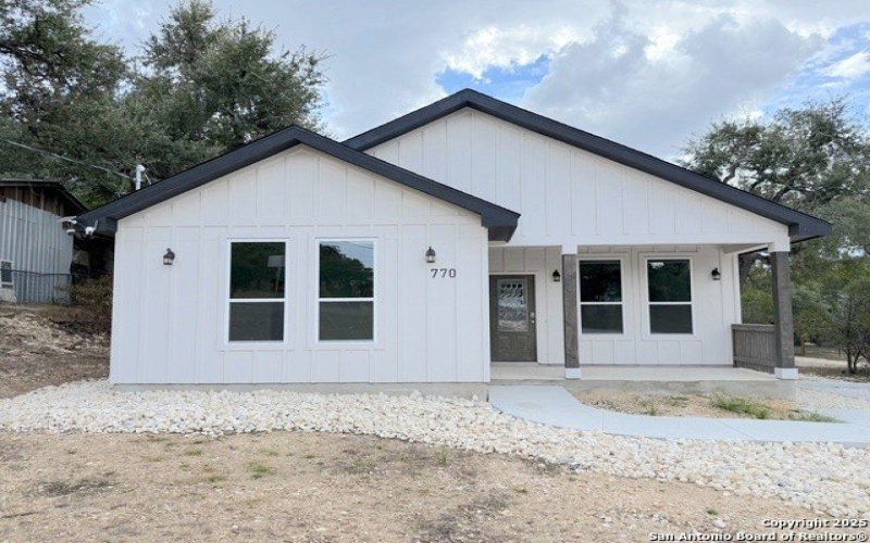 770 Buck Run Pass, Canyon Lake, TX 78133, 3 Habitaciones Habitaciones , ,2 BañosBaños,Residential,En Venta,770 Buck Run Pass,0,1913924