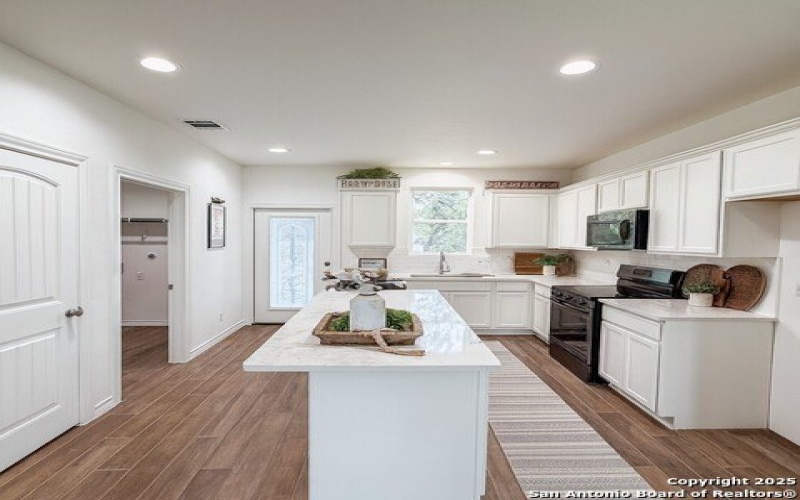 770 Buck Run Pass, Canyon Lake, TX 78133, 3 Habitaciones Habitaciones , ,2 BañosBaños,Residential,En Venta,770 Buck Run Pass,0,1913924