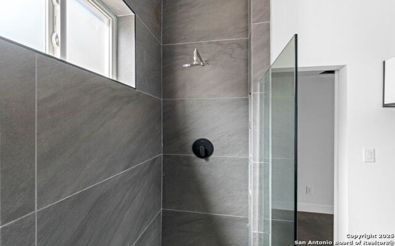 316 Toledo St, San Antonio, TX 78203, 1 Bedroom Bedrooms, ,1 BathroomBathrooms,Residential,For Sale,316 Toledo St,0,1913995