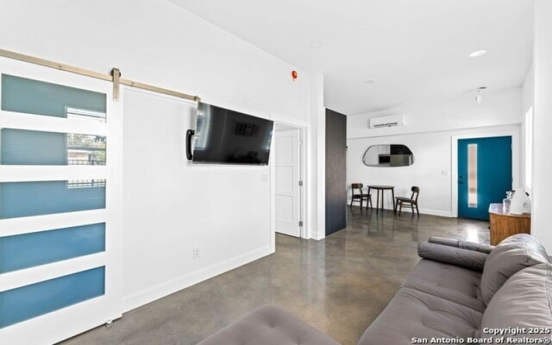 316 Toledo St, San Antonio, TX 78203, 1 Bedroom Bedrooms, ,1 BathroomBathrooms,Residential,For Sale,316 Toledo St,0,1913995