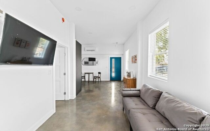 316 Toledo St, San Antonio, TX 78203, 1 Bedroom Bedrooms, ,1 BathroomBathrooms,Residential,For Sale,316 Toledo St,0,1913995