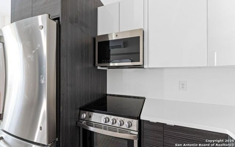 316 Toledo St, San Antonio, TX 78203, 1 Bedroom Bedrooms, ,1 BathroomBathrooms,Residential,For Sale,316 Toledo St,0,1913995