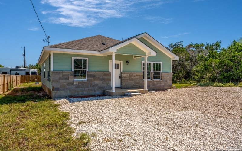 1734 Blueridge Dr, Canyon Lake, TX 78133, 3 Habitaciones Habitaciones , ,2 BañosBaños,Residential,En Venta,1734 Blueridge Dr,0,1914075