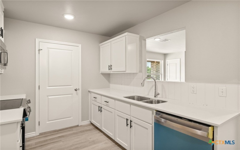 224-226 Melissa Street, Bruceville Eddy, TX 76524, ,Residential Multi Family,For Sale,224-226 Melissa Street,0,594804