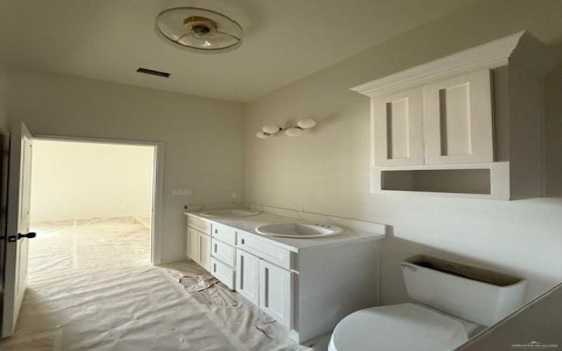 616 N 25th Street, Mission, TX 78572, 3 Bedrooms Bedrooms, ,2 BathroomsBathrooms,Residential,For Sale,616 N 25th Street,0,481999