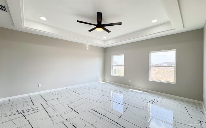 8100 50th Street, McAllen, TX 78504, 3 Habitaciones Habitaciones , ,2 BañosBaños,Residential,En Venta,8100 50th Street,0,483021