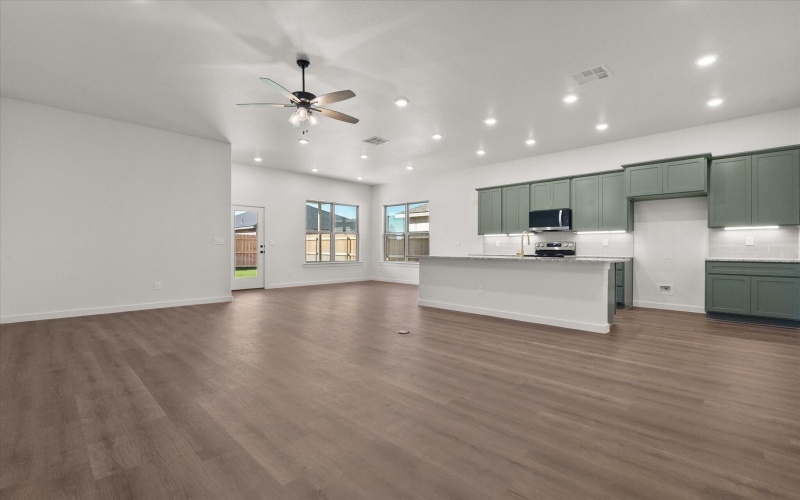 3001 139th Street, Lubbock, TX 79423, 4 Habitaciones Habitaciones , ,2 BañosBaños,Residential,En Venta,3001 139th Street,0,202561646