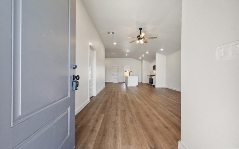 3014 139th Street, Lubbock, TX 79423, 3 Habitaciones Habitaciones , ,2 BañosBaños,Residential,En Venta,3014 139th Street,0,202561649