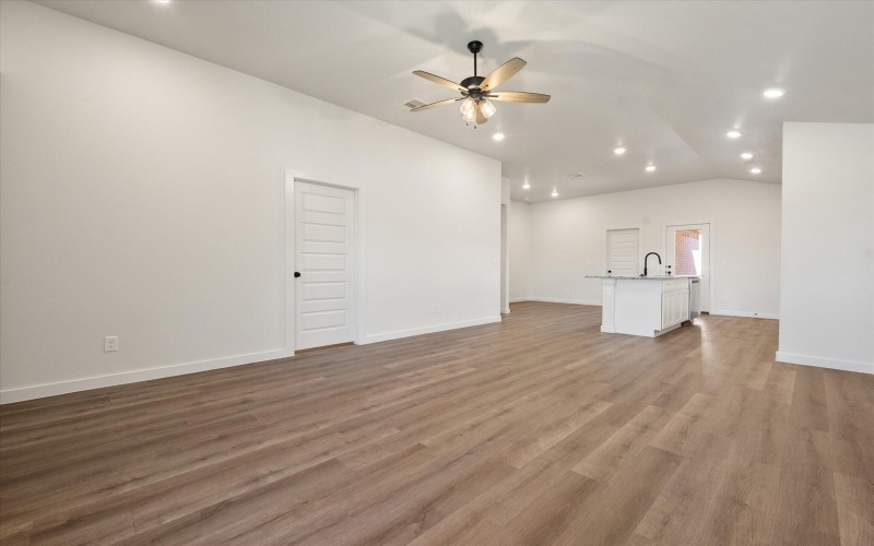 3014 139th Street, Lubbock, TX 79423, 3 Habitaciones Habitaciones , ,2 BañosBaños,Residential,En Venta,3014 139th Street,0,202561649