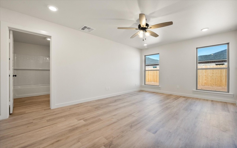 3018 139th Street, Lubbock, TX 79423, 4 Habitaciones Habitaciones , ,2 BañosBaños,Residential,En Venta,3018 139th Street,0,202561651
