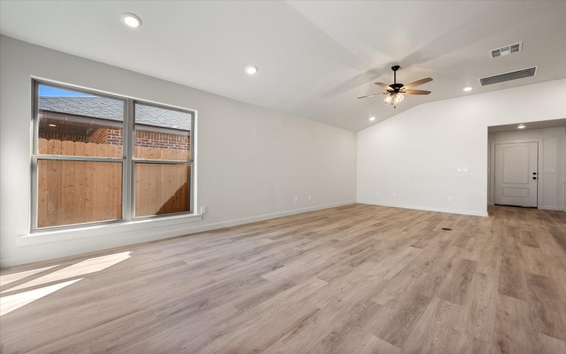 3018 139th Street, Lubbock, TX 79423, 4 Habitaciones Habitaciones , ,2 BañosBaños,Residential,En Venta,3018 139th Street,0,202561651