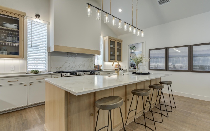 4024 136th Street, Lubbock, TX 79423, 4 Habitaciones Habitaciones , ,3 BañosBaños,Residential,En Venta,4024 136th Street,0,202561655