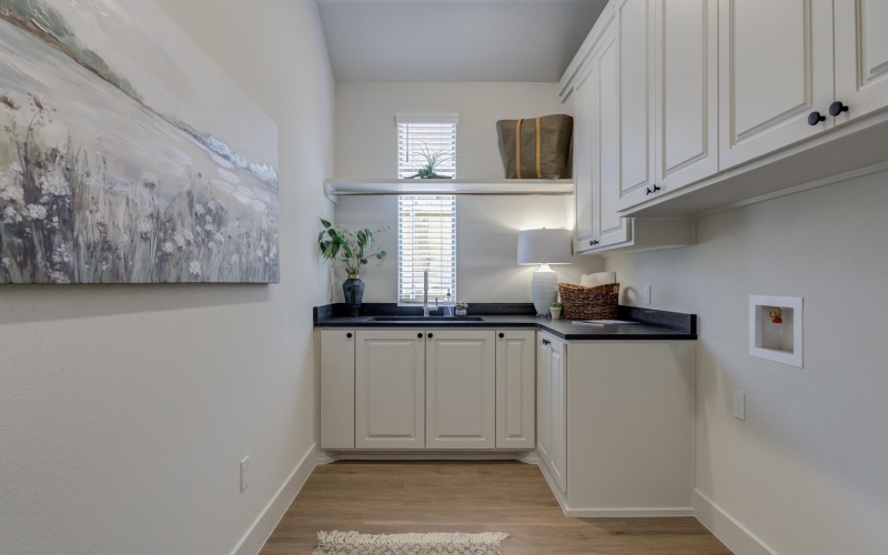 4024 136th Street, Lubbock, TX 79423, 4 Habitaciones Habitaciones , ,3 BañosBaños,Residential,En Venta,4024 136th Street,0,202561655