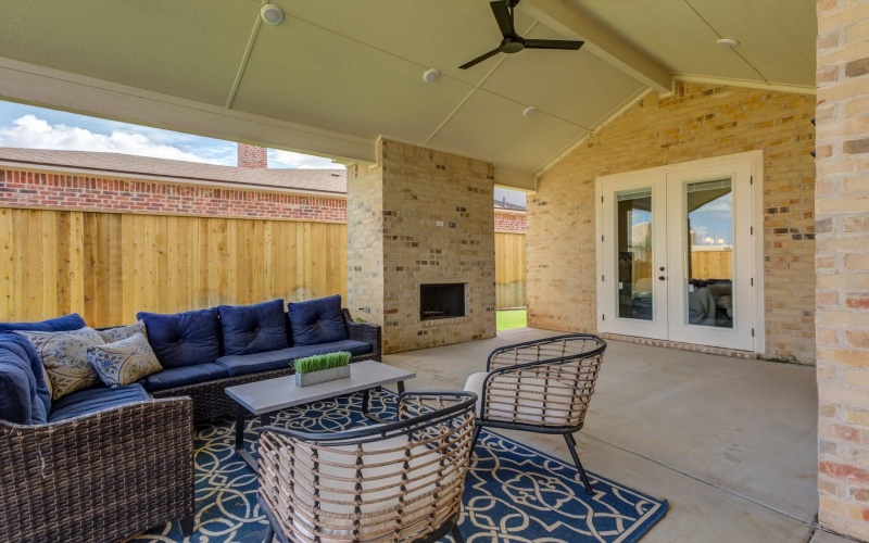 4024 136th Street, Lubbock, TX 79423, 4 Habitaciones Habitaciones , ,3 BañosBaños,Residential,En Venta,4024 136th Street,0,202561655