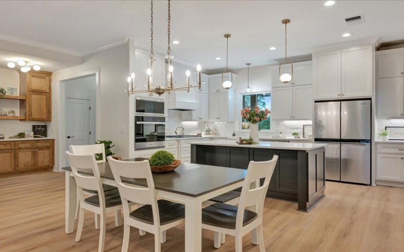 107 Everwood Court, Lufkin, TX 75904, 4 Bedrooms Bedrooms, ,2 BathroomsBathrooms,Residential,For Sale,107 Everwood Court,0,5106733