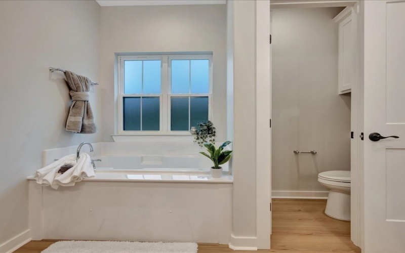 107 Everwood Court, Lufkin, TX 75904, 4 Bedrooms Bedrooms, ,2 BathroomsBathrooms,Residential,For Sale,107 Everwood Court,0,5106733