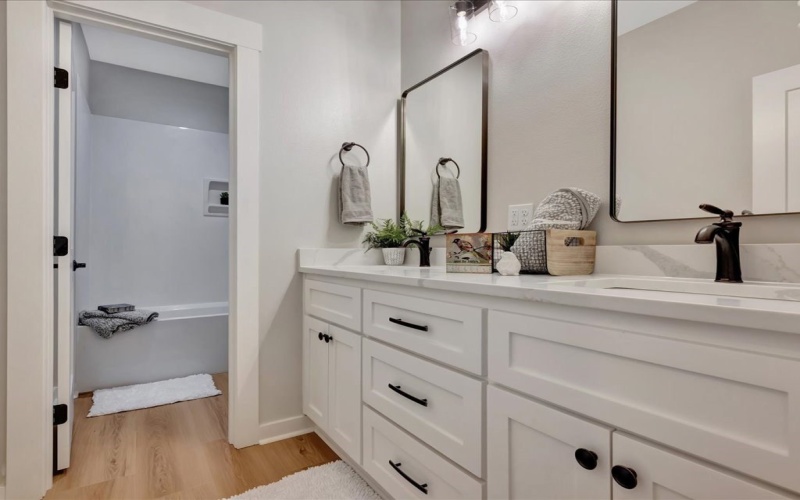 107 Everwood Court, Lufkin, TX 75904, 4 Bedrooms Bedrooms, ,2 BathroomsBathrooms,Residential,For Sale,107 Everwood Court,0,5106733