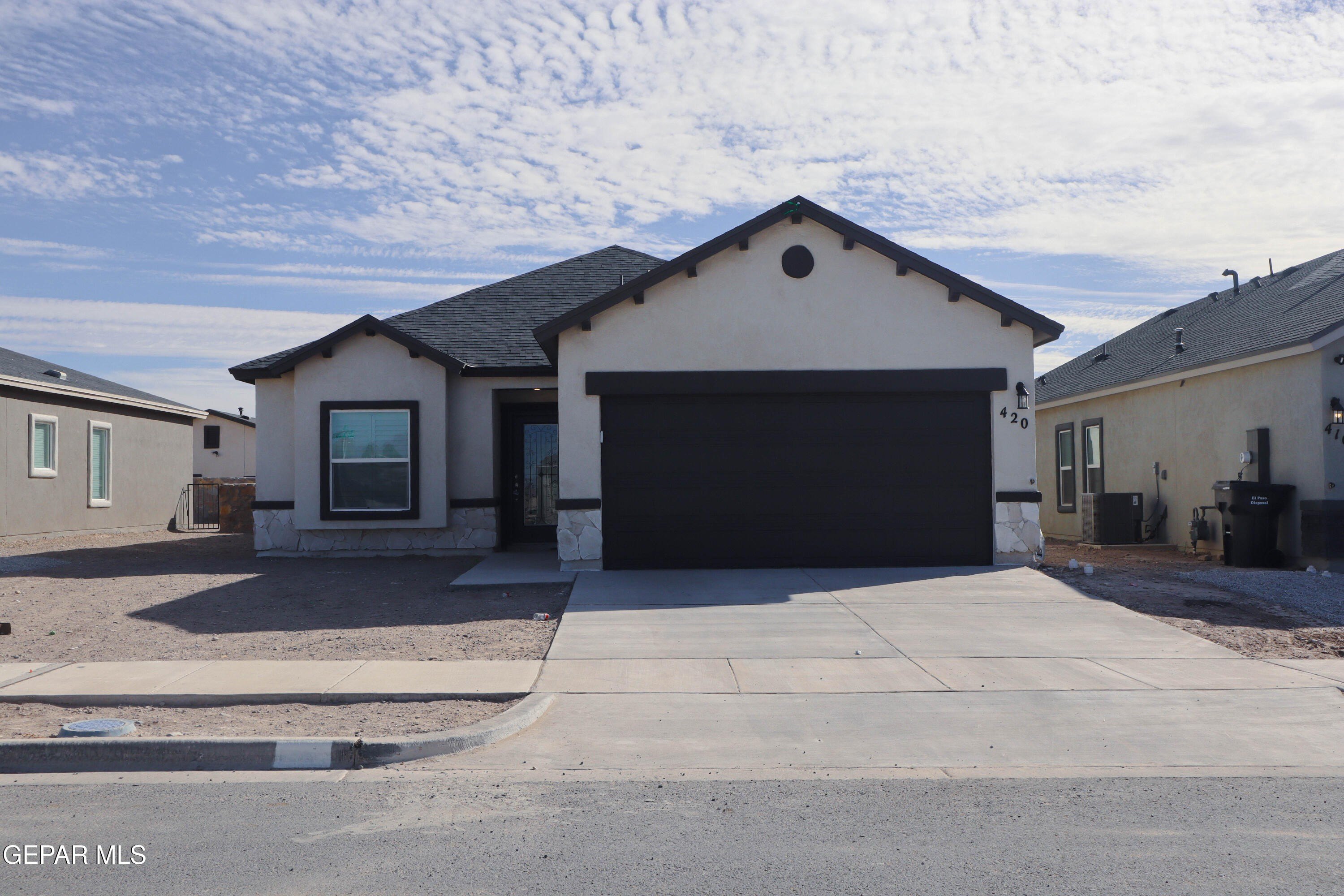 420 Santiago Munoz, Canutillo, TX 79835, 4 Habitaciones Habitaciones , ,2 BañosBaños,Residential,En Venta,420 Santiago Munoz,0,931807