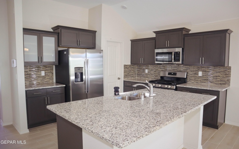 420 Santiago Munoz, Canutillo, TX 79835, 4 Bedrooms Bedrooms, ,2 BathroomsBathrooms,Residential,For Sale,420 Santiago Munoz,0,931807