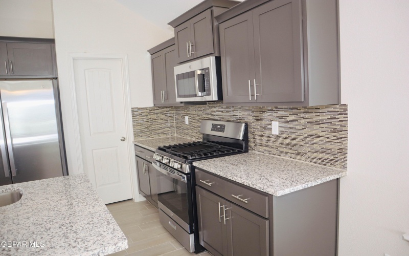 420 Santiago Munoz, Canutillo, TX 79835, 4 Bedrooms Bedrooms, ,2 BathroomsBathrooms,Residential,For Sale,420 Santiago Munoz,0,931807