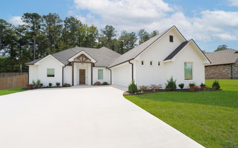 313 Saddle Brook Drive, Hallsville, TX 75650, 4 Habitaciones Habitaciones , ,3 BañosBaños,Residential,En Venta,313 Saddle Brook Drive,0,20256933