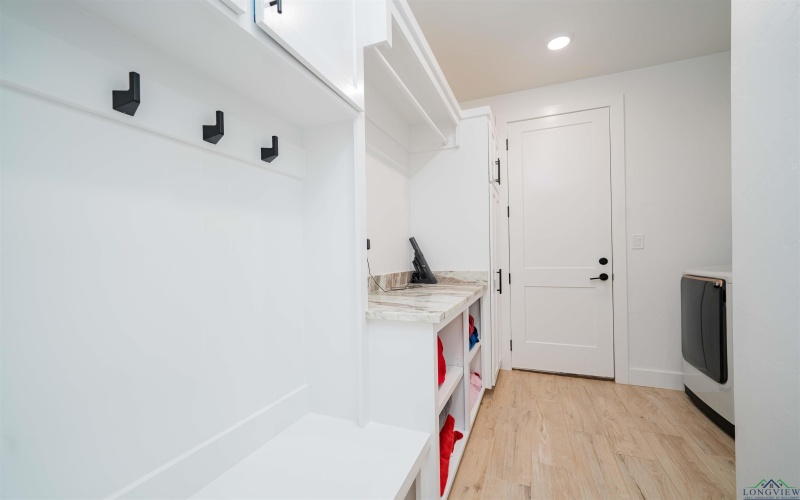 313 Saddle Brook Drive, Hallsville, TX 75650, 4 Habitaciones Habitaciones , ,3 BañosBaños,Residential,En Venta,313 Saddle Brook Drive,0,20256933