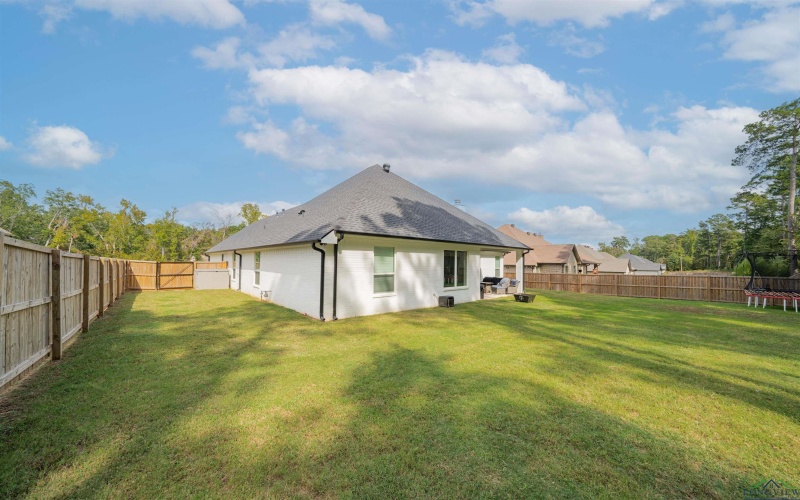 313 Saddle Brook Drive, Hallsville, TX 75650, 4 Habitaciones Habitaciones , ,3 BañosBaños,Residential,En Venta,313 Saddle Brook Drive,0,20256933