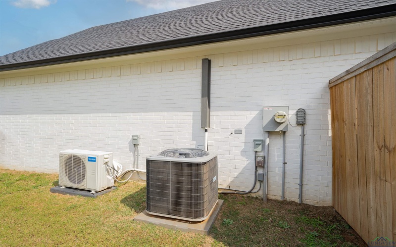 313 Saddle Brook Drive, Hallsville, TX 75650, 4 Habitaciones Habitaciones , ,3 BañosBaños,Residential,En Venta,313 Saddle Brook Drive,0,20256933