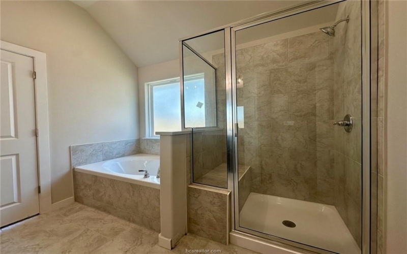 1935 Pinemont View Drive, Bryan, TX 77807, 3 Habitaciones Habitaciones , ,2 BañosBaños,Residential,En Venta,1935 Pinemont View Drive,25001458