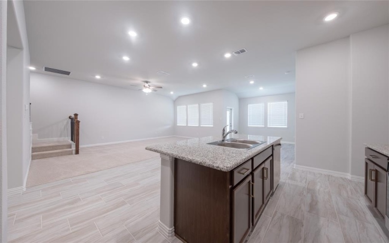 864 Jacquelyn Drive, Little Elm, TX 75068, 5 Habitaciones Habitaciones , ,3 BañosBaños,Residential,En Venta,864 Jacquelyn Drive,0,20957586