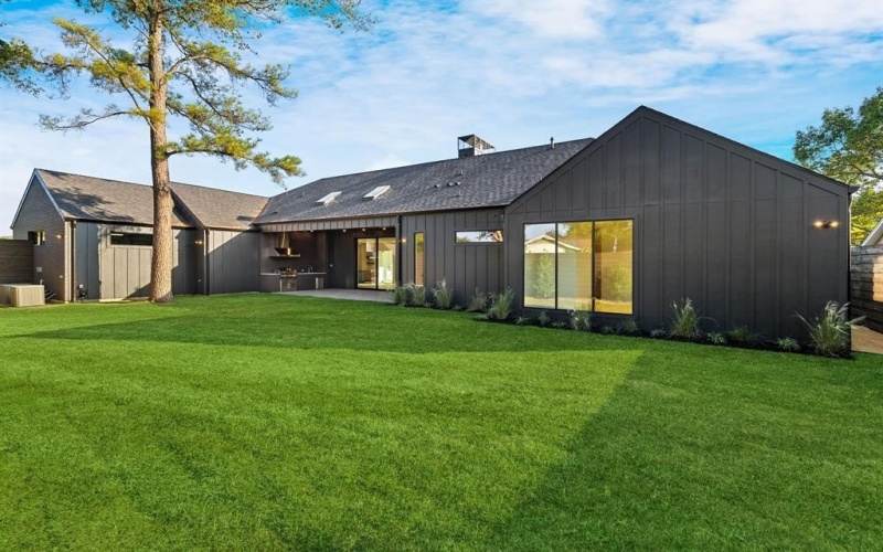 3373 Dorado Beach Drive, Farmers Branch, TX 75234, 4 Bedrooms Bedrooms, ,5 BathroomsBathrooms,Residential,For Sale,3373 Dorado Beach Drive,0,21079276