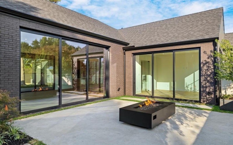 3373 Dorado Beach Drive, Farmers Branch, TX 75234, 4 Bedrooms Bedrooms, ,5 BathroomsBathrooms,Residential,For Sale,3373 Dorado Beach Drive,0,21079276