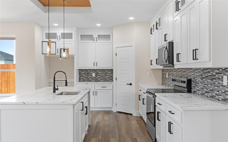 5847 Black Pine Circle, Granbury, TX 76048, 3 Habitaciones Habitaciones , ,2 BañosBaños,Residential,En Venta,5847 Black Pine Circle,0,21079896