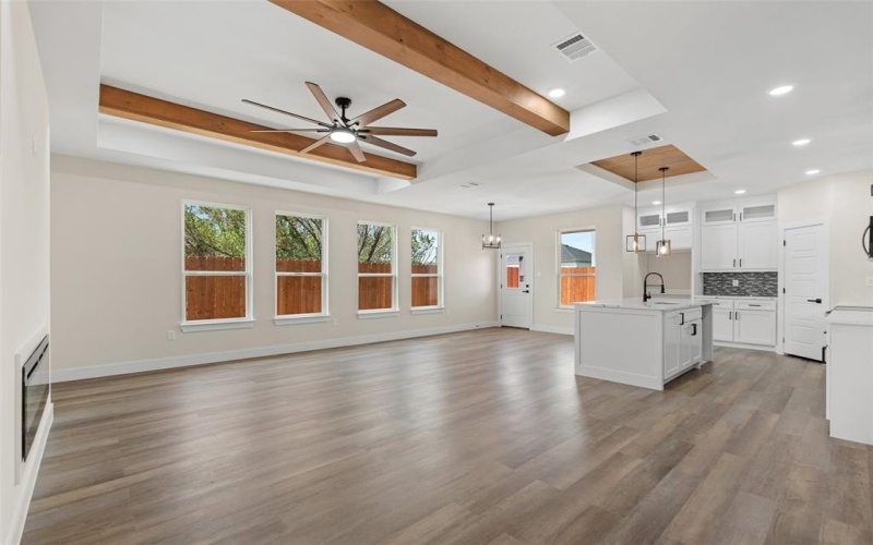5847 Black Pine Circle, Granbury, TX 76048, 3 Habitaciones Habitaciones , ,2 BañosBaños,Residential,En Venta,5847 Black Pine Circle,0,21079896