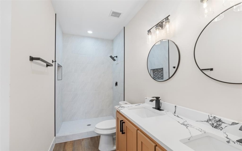 5847 Black Pine Circle, Granbury, TX 76048, 3 Habitaciones Habitaciones , ,2 BañosBaños,Residential,En Venta,5847 Black Pine Circle,0,21079896