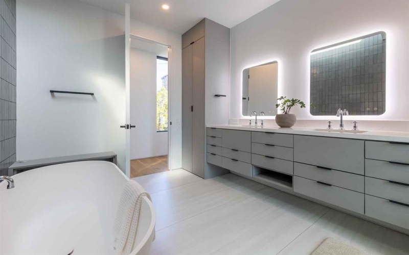 3514 Overbrook Drive, Dallas, TX 75205, 3 Bedrooms Bedrooms, ,3 BathroomsBathrooms,Residential,For Sale,3514 Overbrook Drive,0,21080277