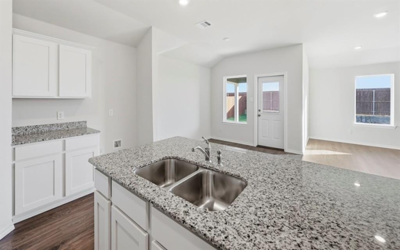 718 Lantana Lane, Pilot Point, TX 76258, 4 Habitaciones Habitaciones , ,2 BañosBaños,Residential,En Venta,718 Lantana Lane,0,21082515