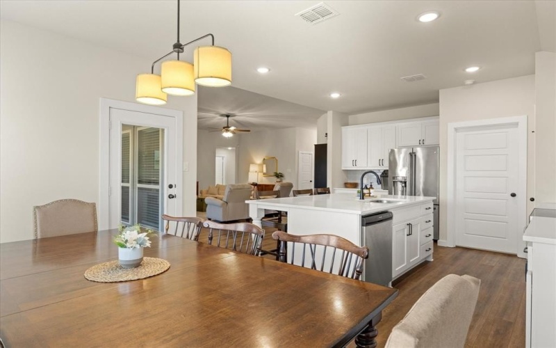 124 Mesa Drive, Glen Rose, TX 76043, 3 Bedrooms Bedrooms, ,2 BathroomsBathrooms,Residential,For Sale,124 Mesa Drive,0,21082613