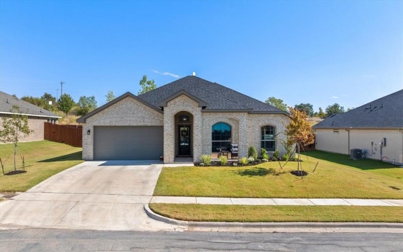 124 Mesa Drive, Glen Rose, TX 76043, 3 Bedrooms Bedrooms, ,2 BathroomsBathrooms,Residential,For Sale,124 Mesa Drive,0,21082613
