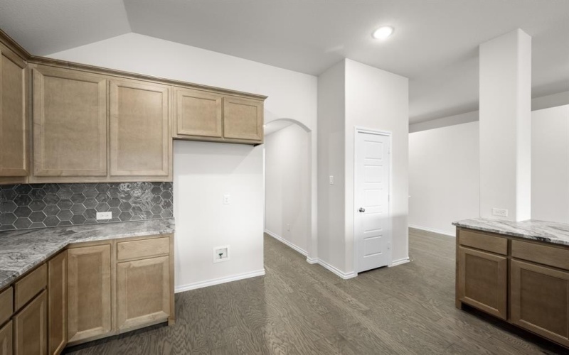 7716 Oakmeade Street, Joshua, TX 76058, 3 Habitaciones Habitaciones , ,2 BañosBaños,Residential,En Venta,7716 Oakmeade Street,0,21082623