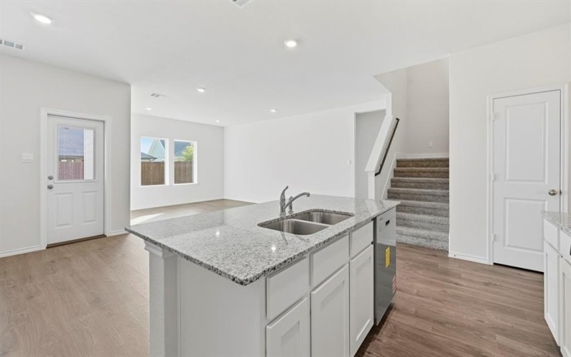 769 Tiger Lily Way, Pilot Point, TX 76258, 4 Habitaciones Habitaciones , ,3 BañosBaños,Residential,En Venta,769 Tiger Lily Way,0,21081366