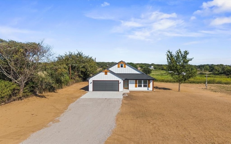 1621 County Road 4764, Boyd, TX 76023, 4 Bedrooms Bedrooms, ,2 BathroomsBathrooms,Residential,For Sale,1621 County Road 4764,0,21081619