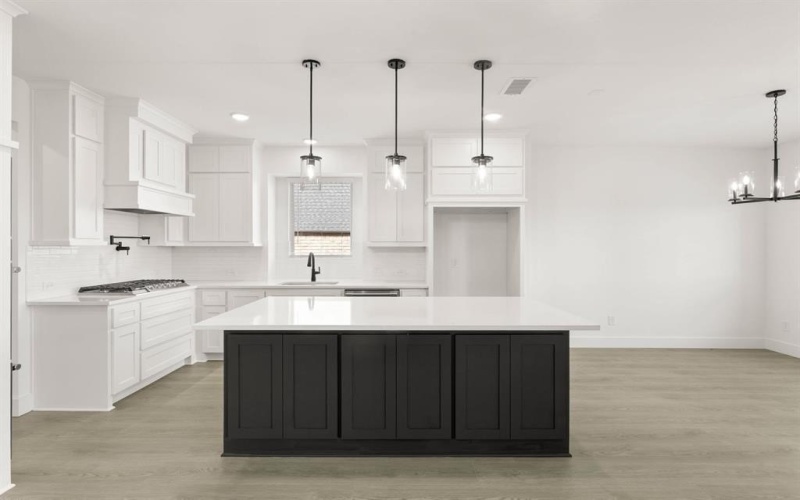 804 Hidden Lakes Drive, DeSoto, TX 75115, 5 Habitaciones Habitaciones , ,3 BañosBaños,Residential,En Venta,804 Hidden Lakes Drive,0,21081661